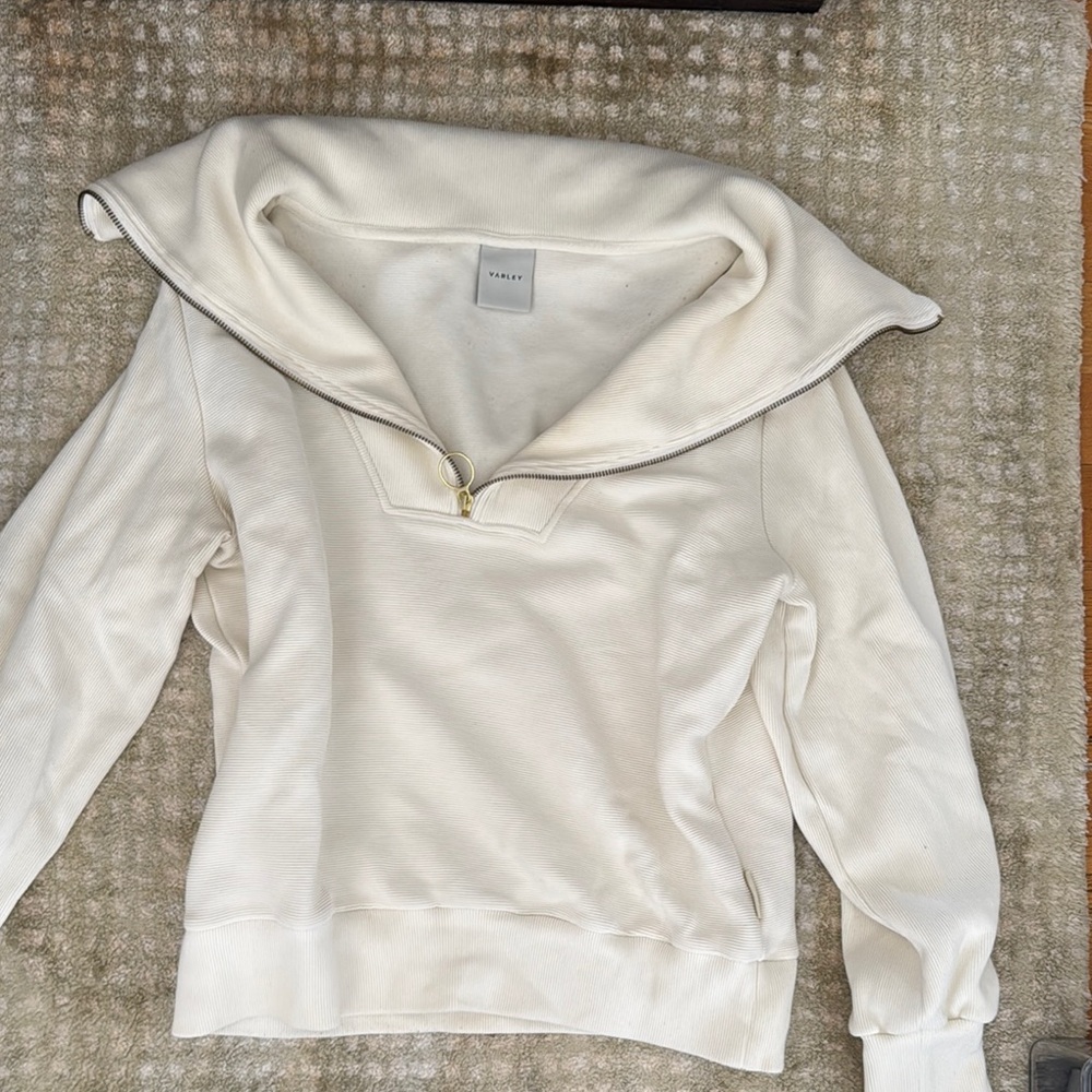 Varley sweatshirt